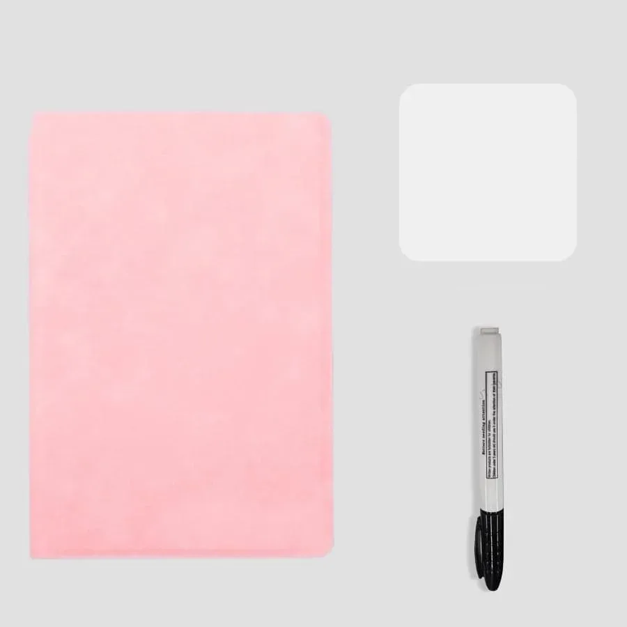 Tableau menu semaine effaçable rose avec marqueur et chiffon effaçable.